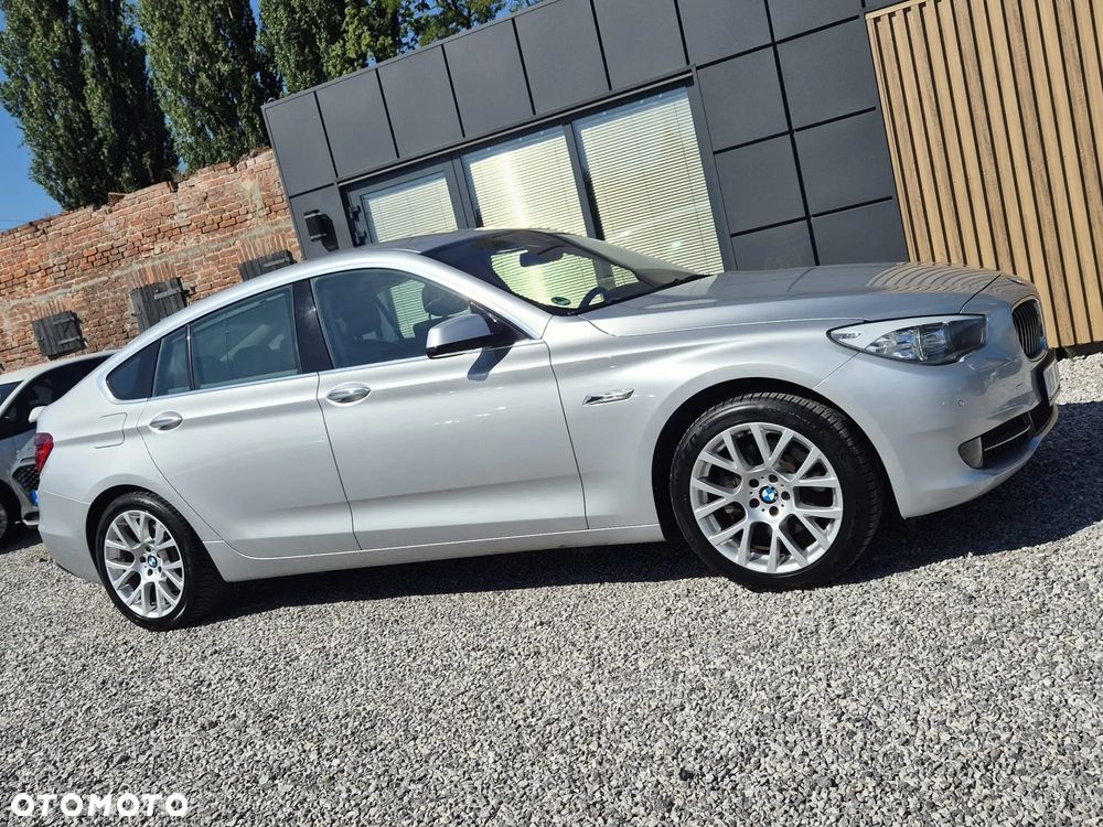 BMW 5GT - 15