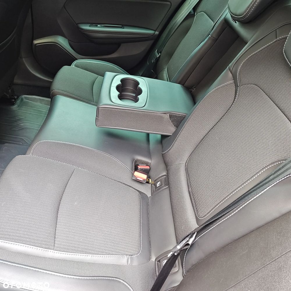 Renault Megane 1.3 TCe Intens - 13