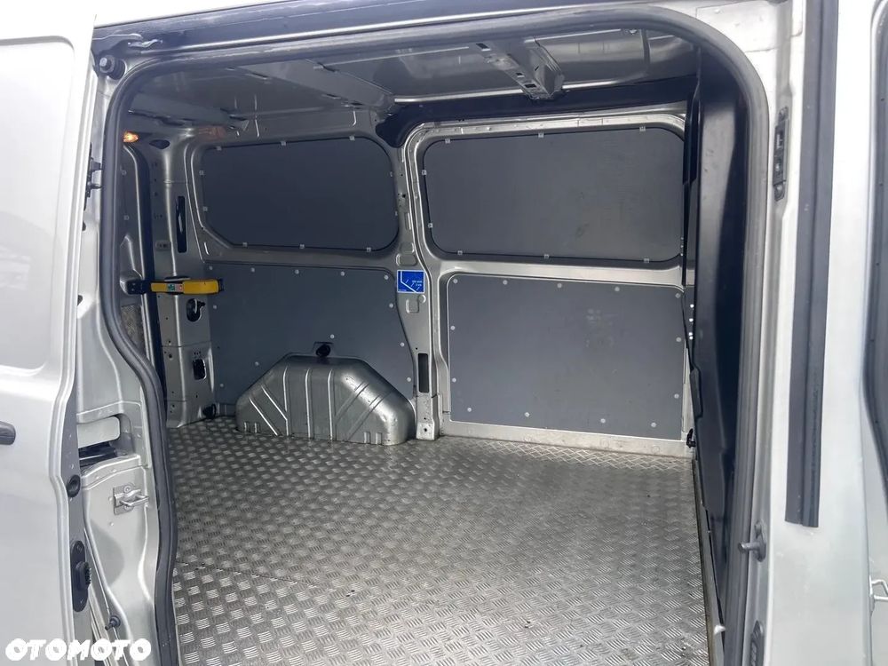Ford Transit Custom - 15