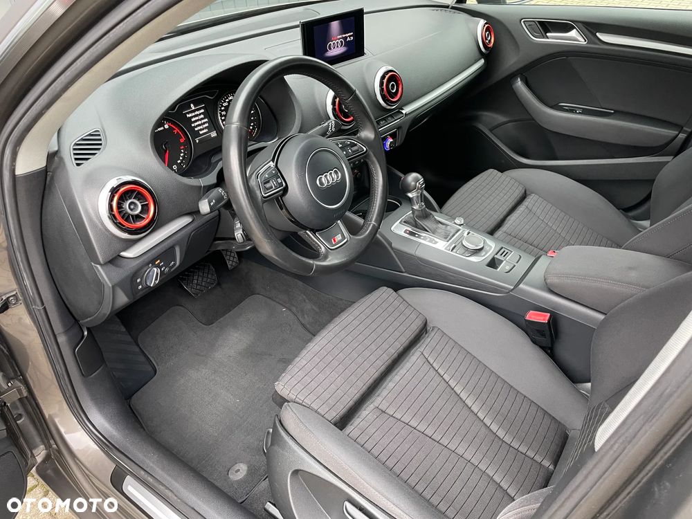 Audi A3 Sportback 1.8 TFSI Ambition S tronic - 26