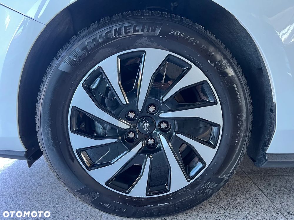 Ford Focus 1.0 EcoBoost Titanium Style - 9