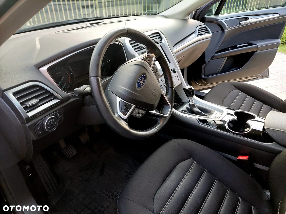 Ford Mondeo ver-1-5-ecoboost-gold-x-trend- - 6