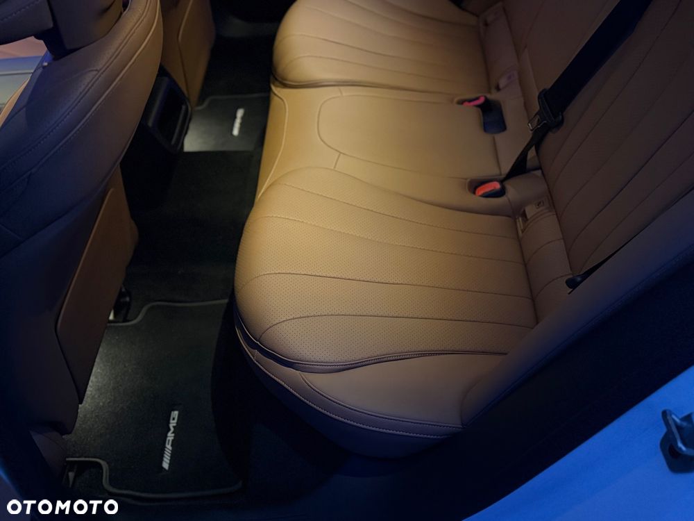 Mercedes-Benz Klasa E 220 d mHEV AMG 9G-Tronic - 39