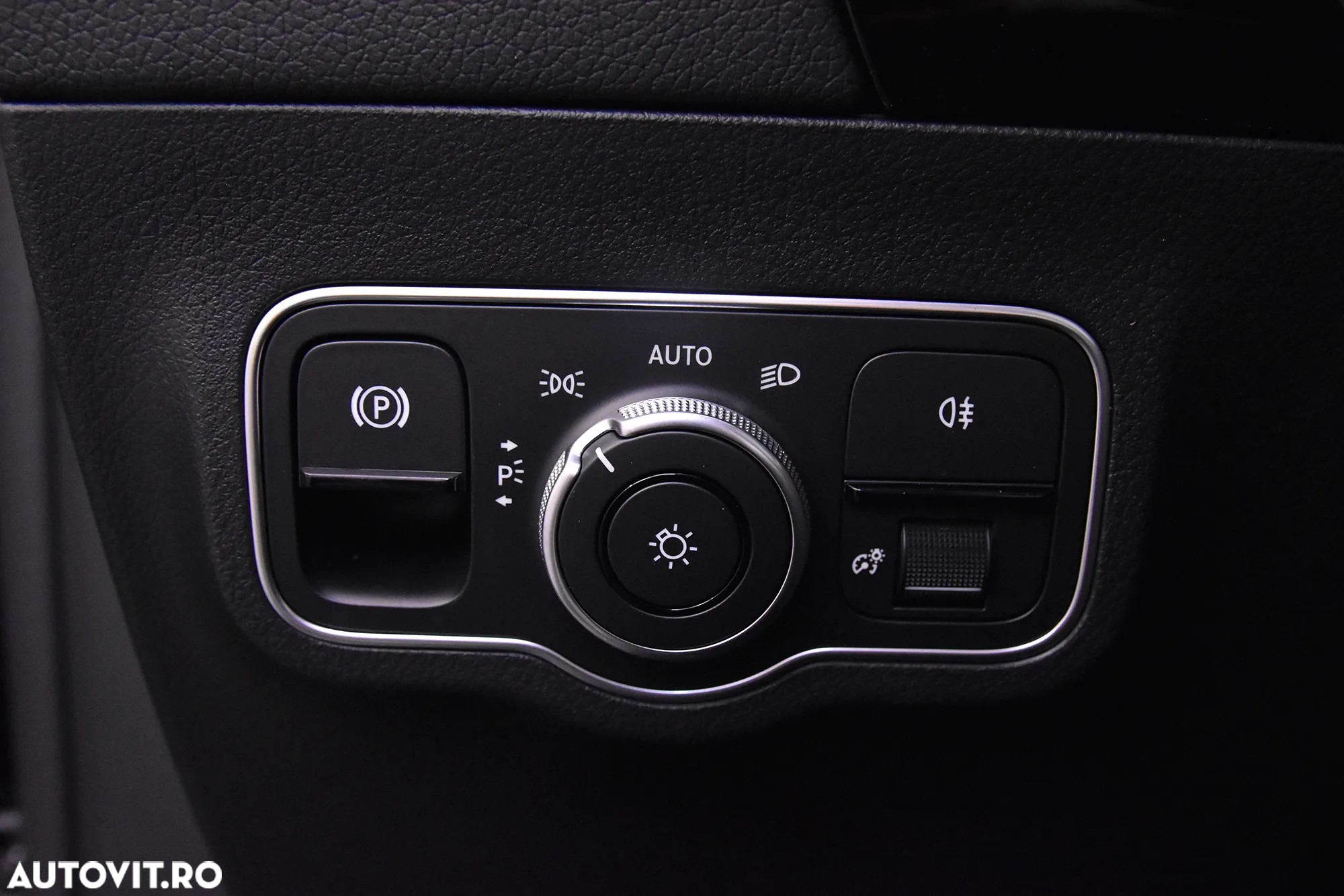 Mercedes-Benz GLA 200 d 4MATIC Aut. - 15