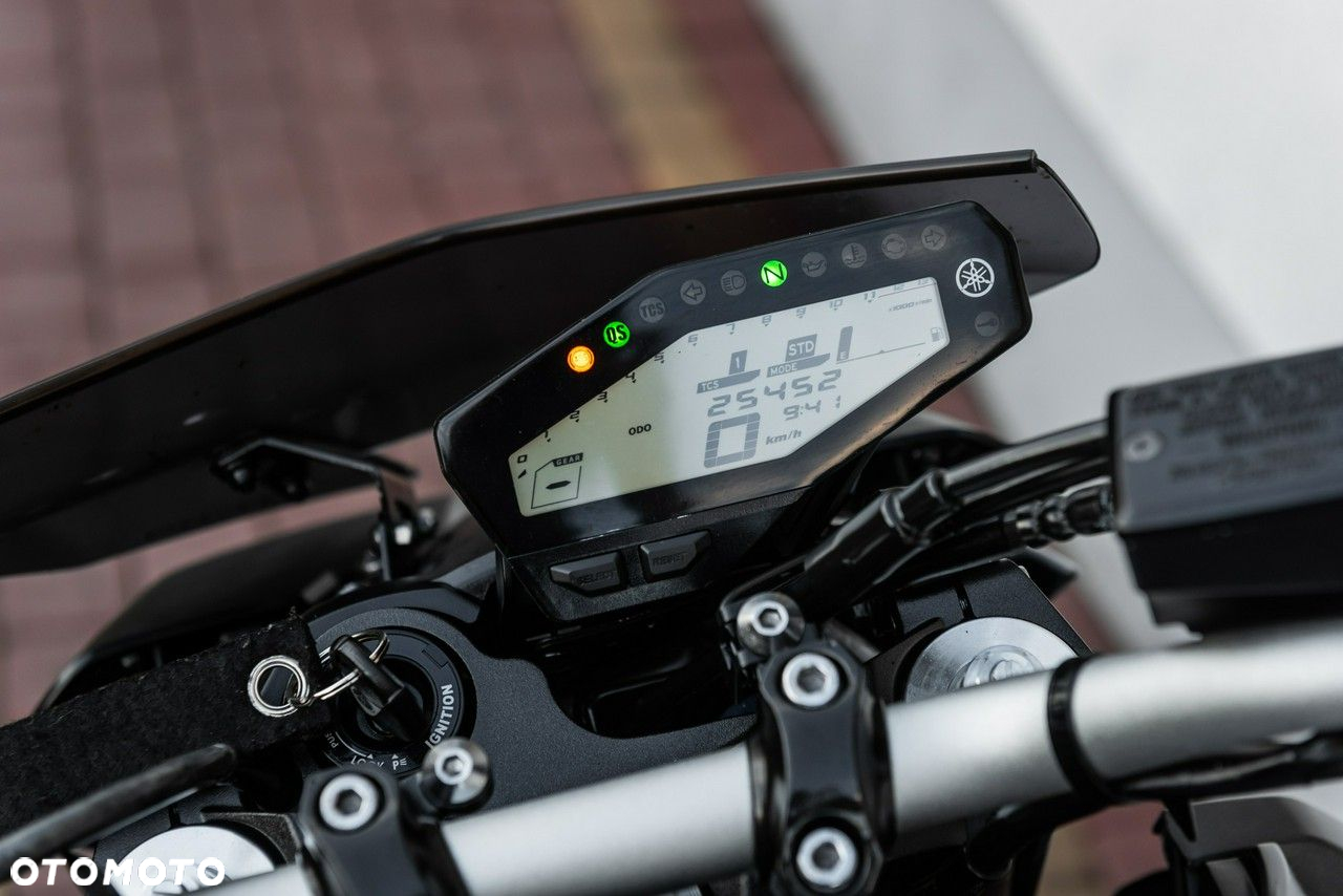Yamaha MT - 9