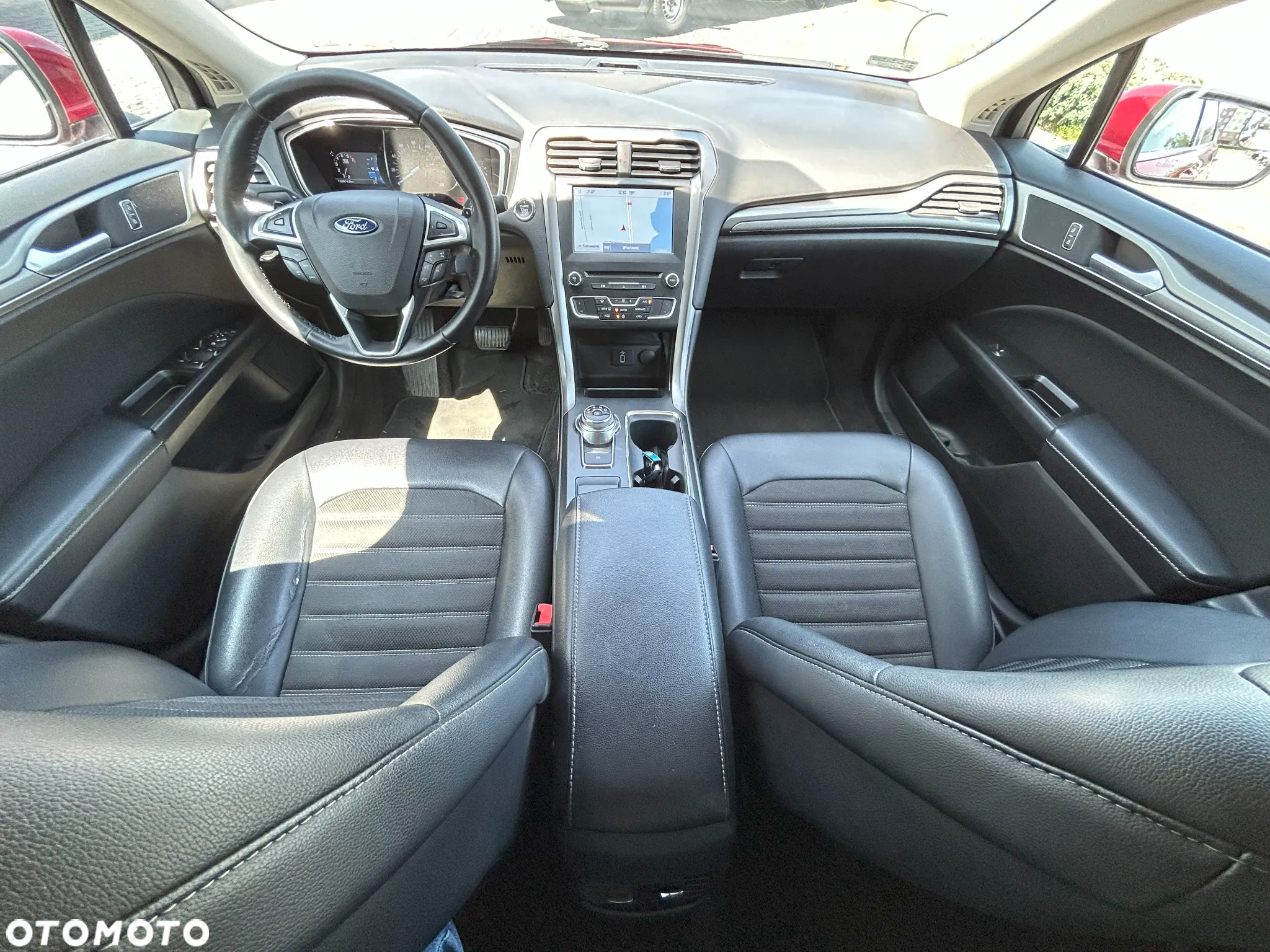Ford Fusion - 10