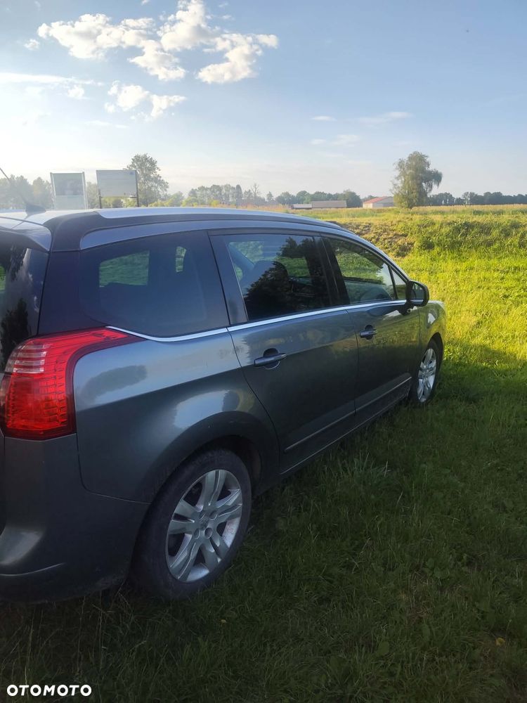 Peugeot 5008 2.0 HDi Premium - 8