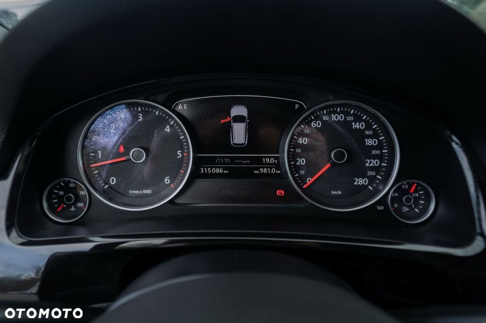 Volkswagen Touareg 4.2 V8 TDI - 19