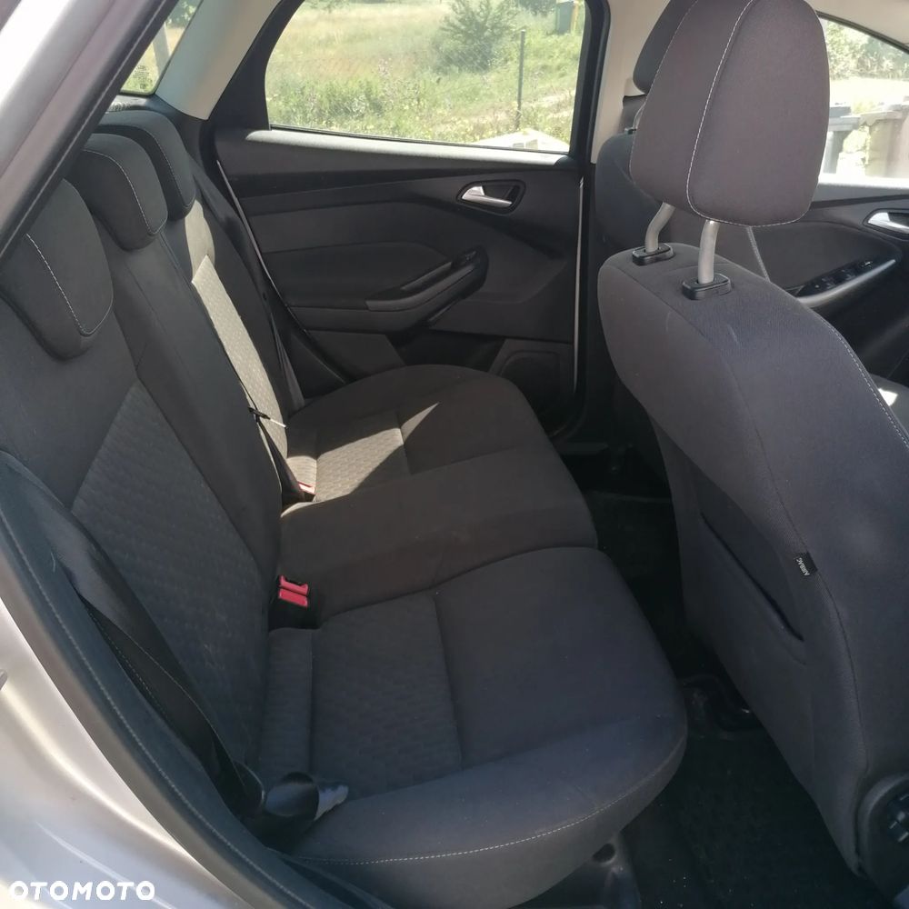 Ford Focus - 11