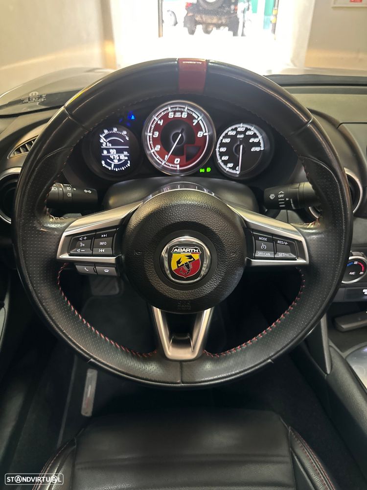 Abarth 124 Spider 1.4 MultiAir Turbo - 17