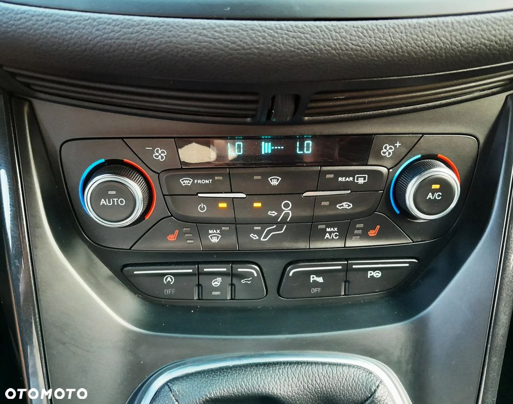 Ford Kuga 1.5 EcoBoost 2x4 ST-Line - 20