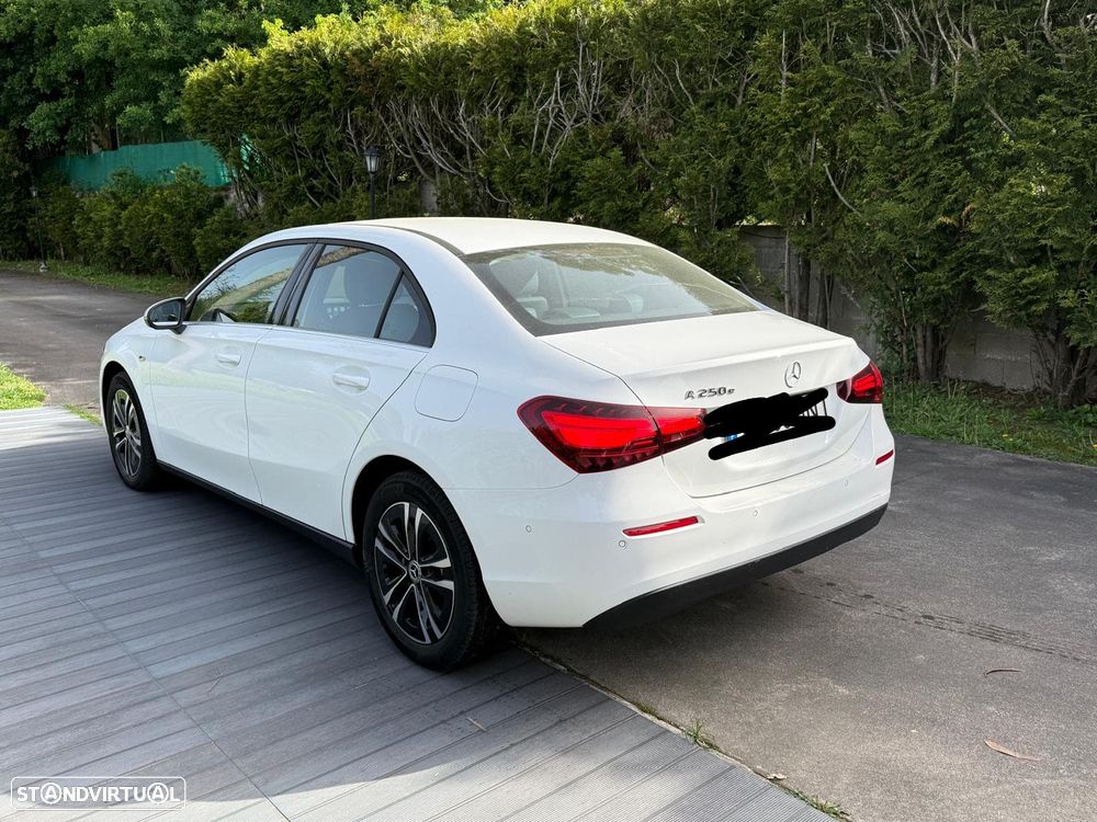 Mercedes-Benz A 250 Limousine e - 9