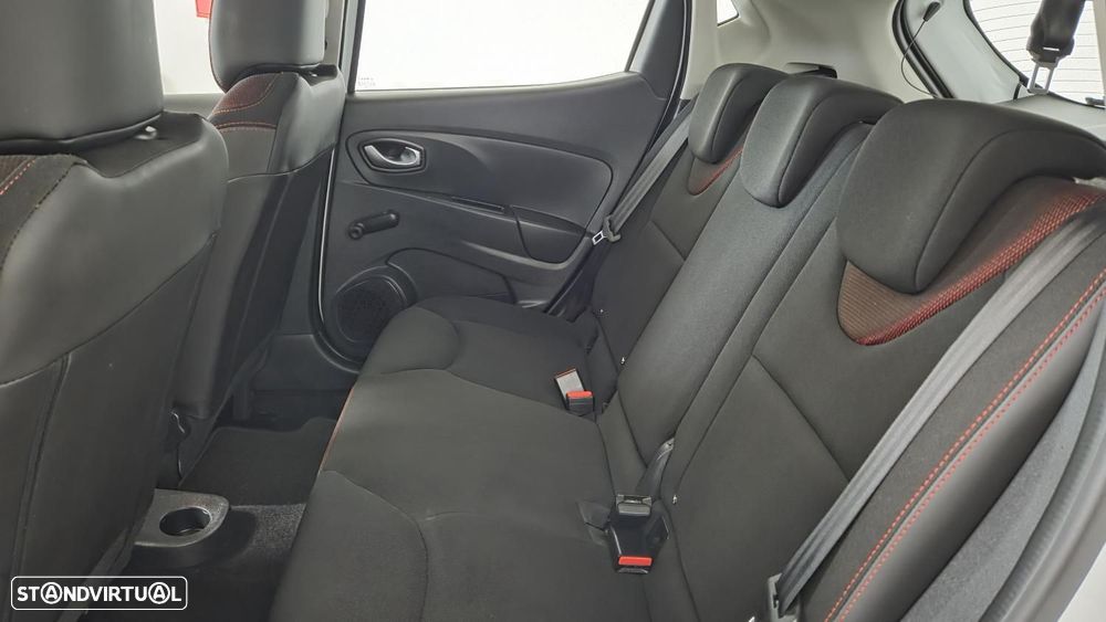 Renault Clio - 13