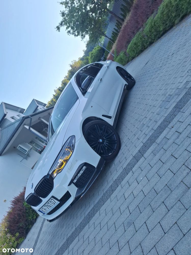 BMW Seria 5 530i xDrive Sport Line sport - 23