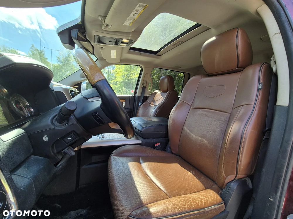 Dodge RAM 5.7 4x4 - 15