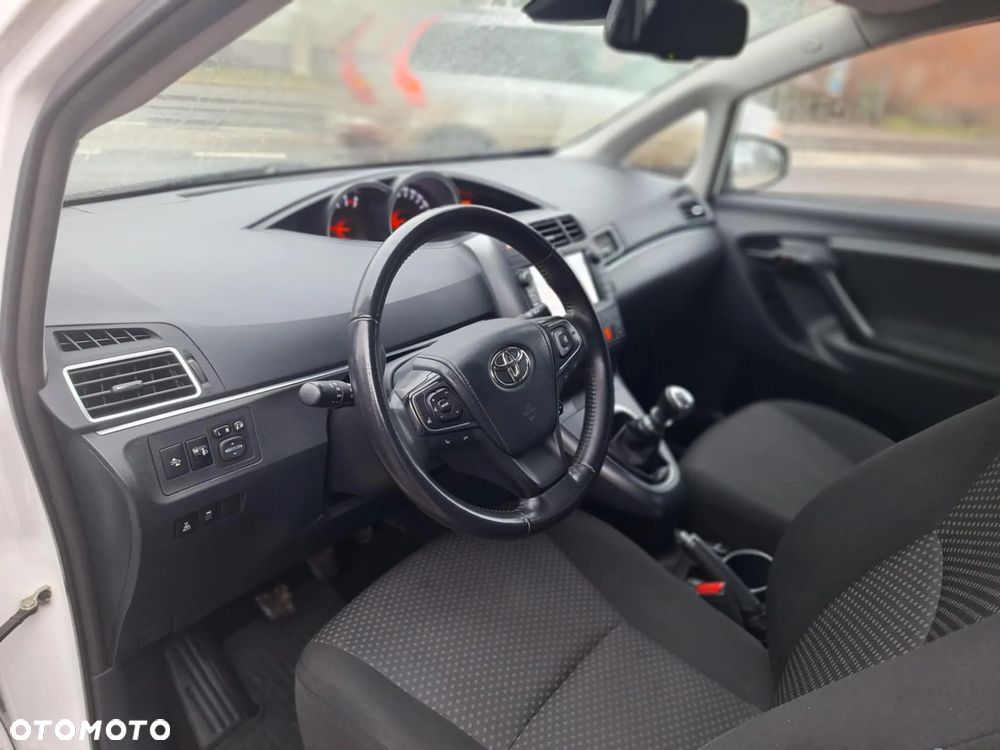 Toyota Verso 1.6 D-4D 7-Sitzer Start/Stop Comfort - 13