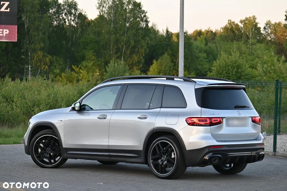 Mercedes-Benz GLB - 15