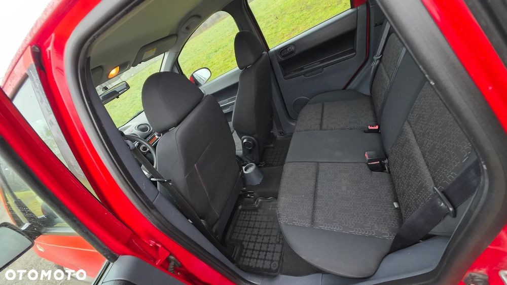 Mitsubishi Colt 1.3 Intense - 28