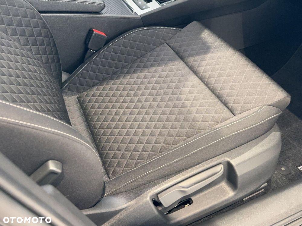 Skoda Superb 2.0 TDI SCR Ambition DSG - 18