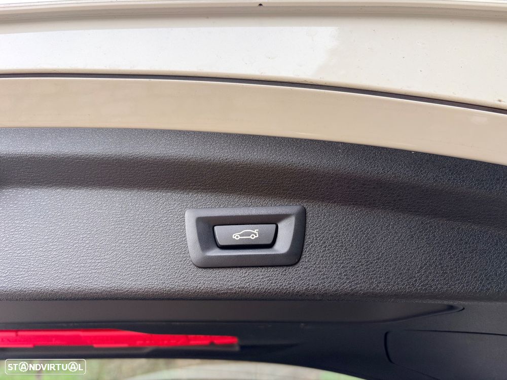 BMW X2 18 i sDrive Auto Pack M - 16