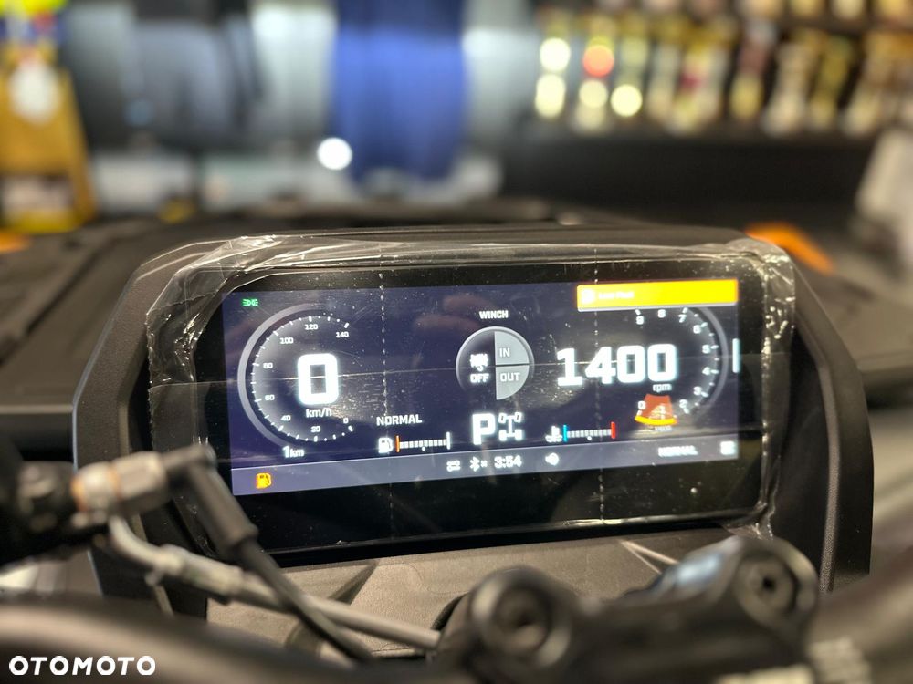 Can-Am Outlander Max - 7