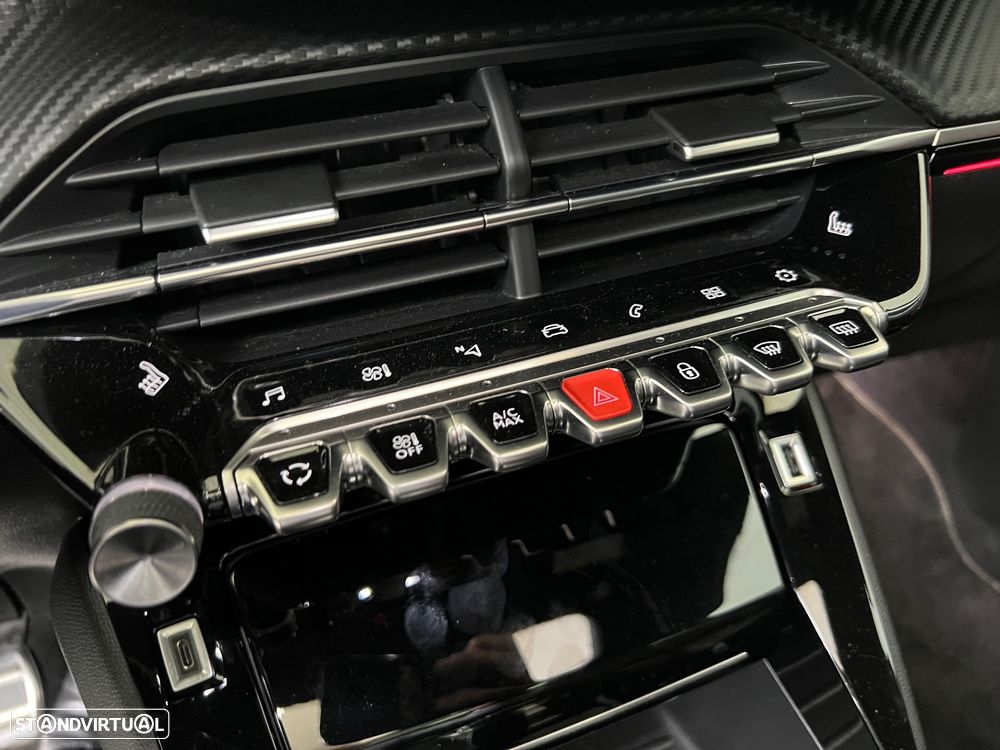 Peugeot 2008 1.2 PureTech GT Pack EAT8 - 20