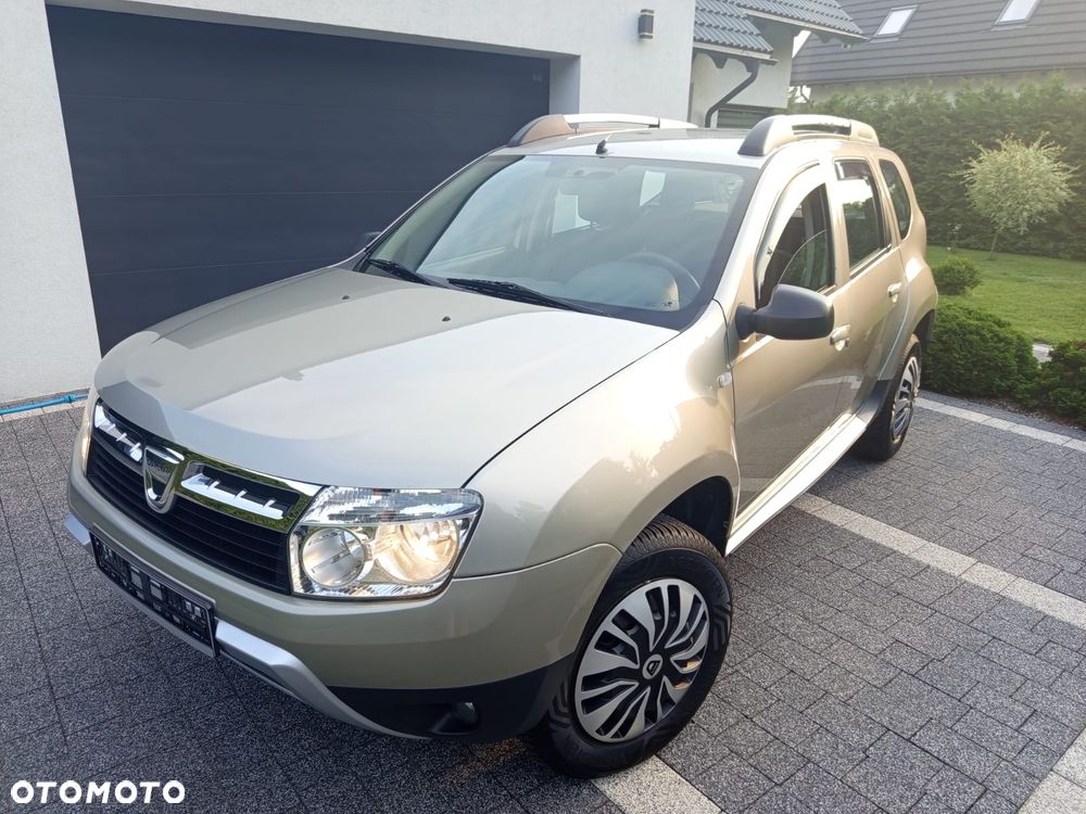 Dacia Duster 1.6 16V 4x2 Laureate - 1