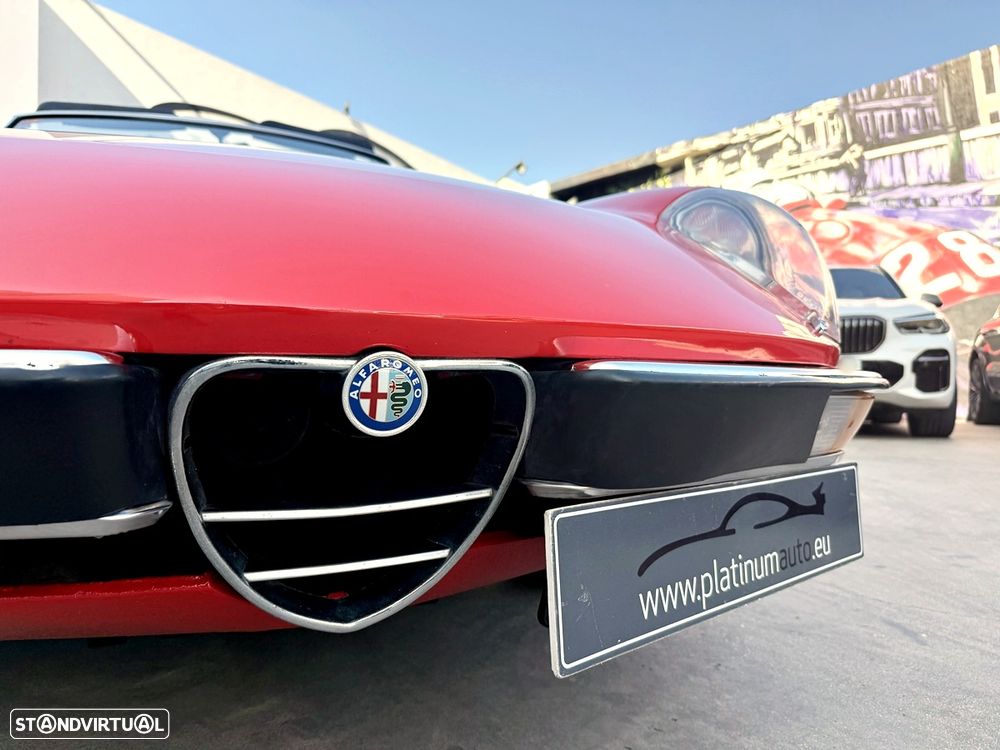 Alfa Romeo Spider - 56