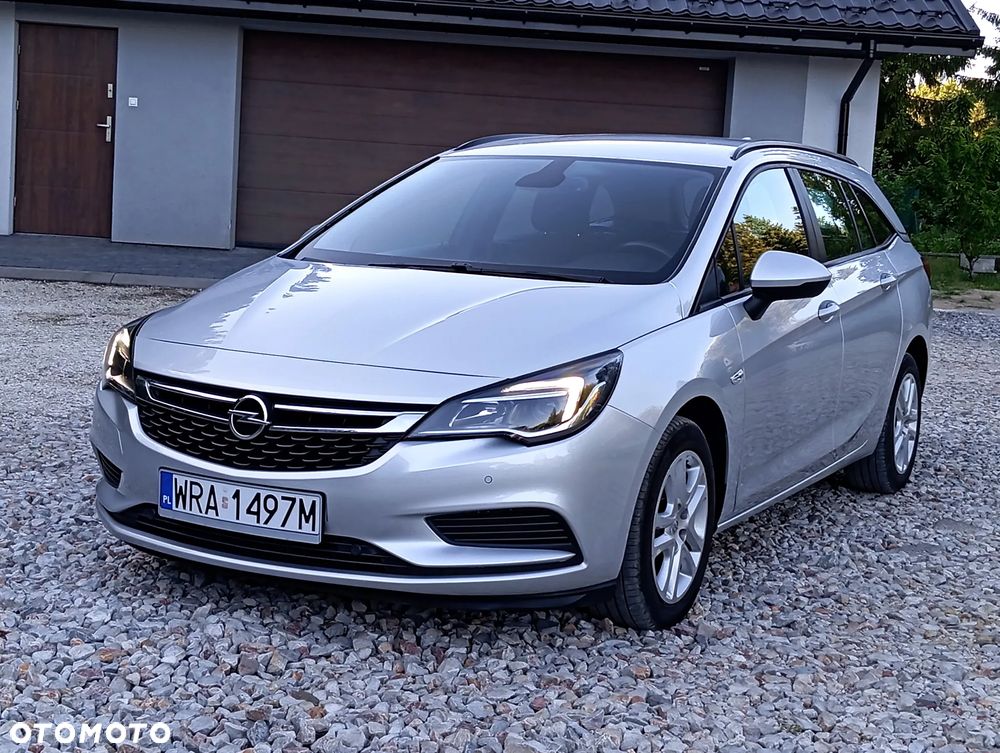 Opel Astra 1.4 Turbo Edition - 2