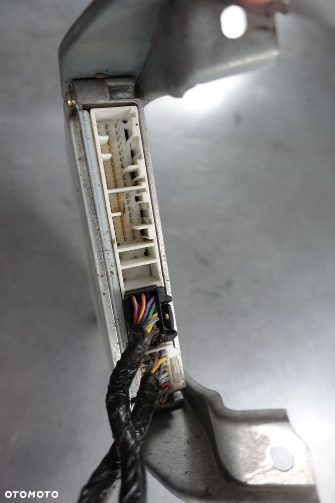 KOMPUTER STEROWNIK SILNIKA TOYOTA HILUX 2.5 D4D 89666-35270 - 3