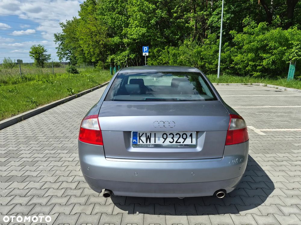 Audi A4 Limousine 1.8T - 6