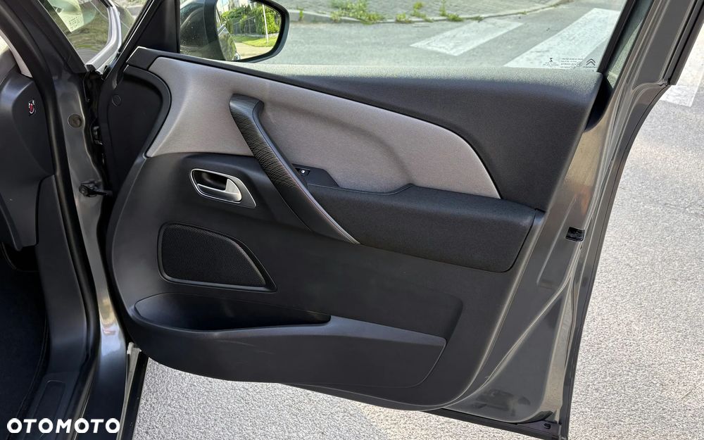 Citroën C4 Grand Picasso BlueHDi 150 Exclusive - 28