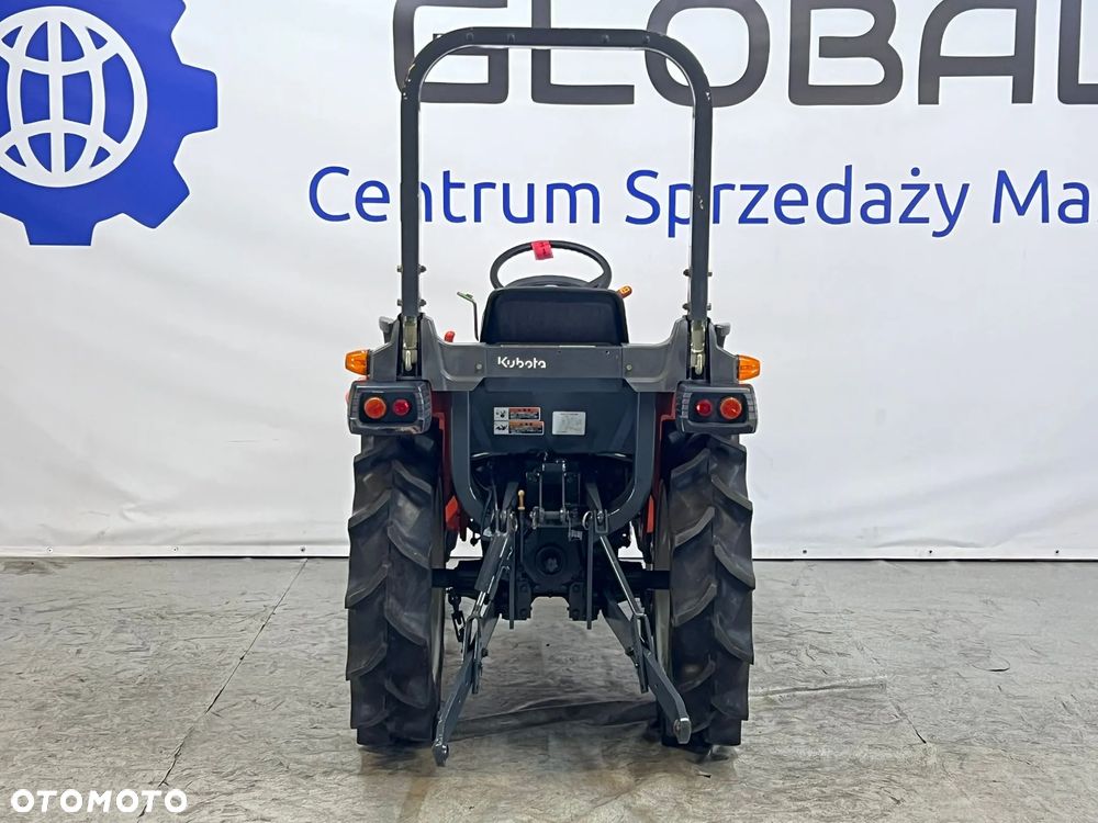 Kubota KB16 - 7