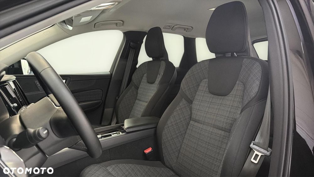Volvo XC 60 B4 D AWD Core - 12