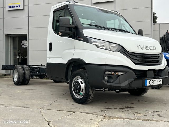 Iveco DAILY 35C18 (cx automática e pneumática) - 1