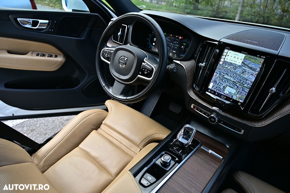 Volvo XC 60 T8 AWD Recharge Geartronic Inscription - 27
