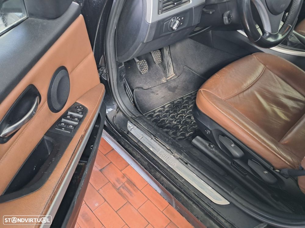 BMW 320 d - 4