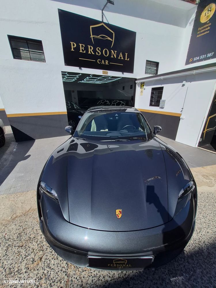 Porsche Taycan Standard - 12