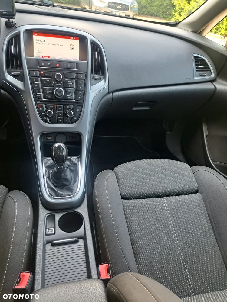 Opel Astra 1.4 T Enjoy - 8