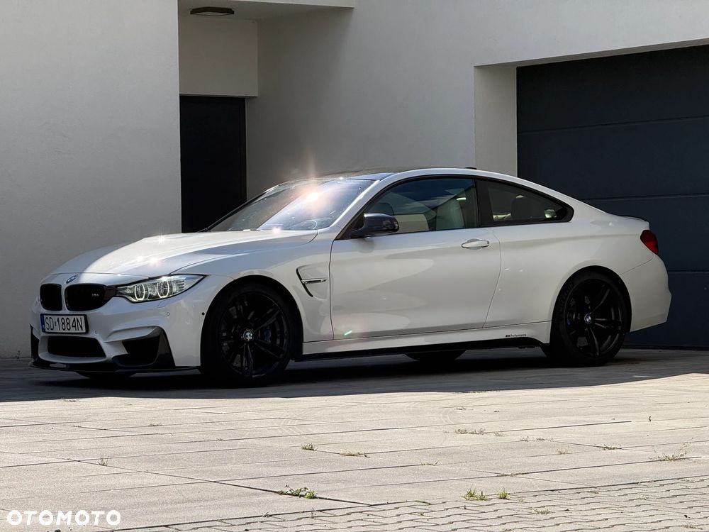 BMW M4 DKG - 4