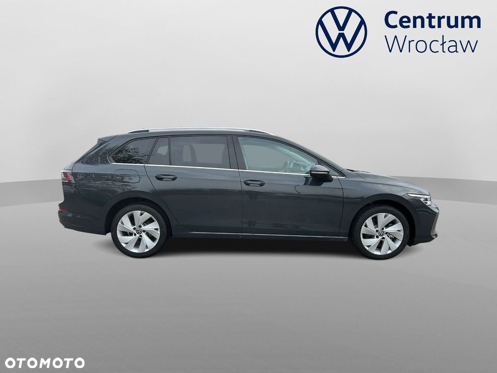 Volkswagen Golf Variant - 11