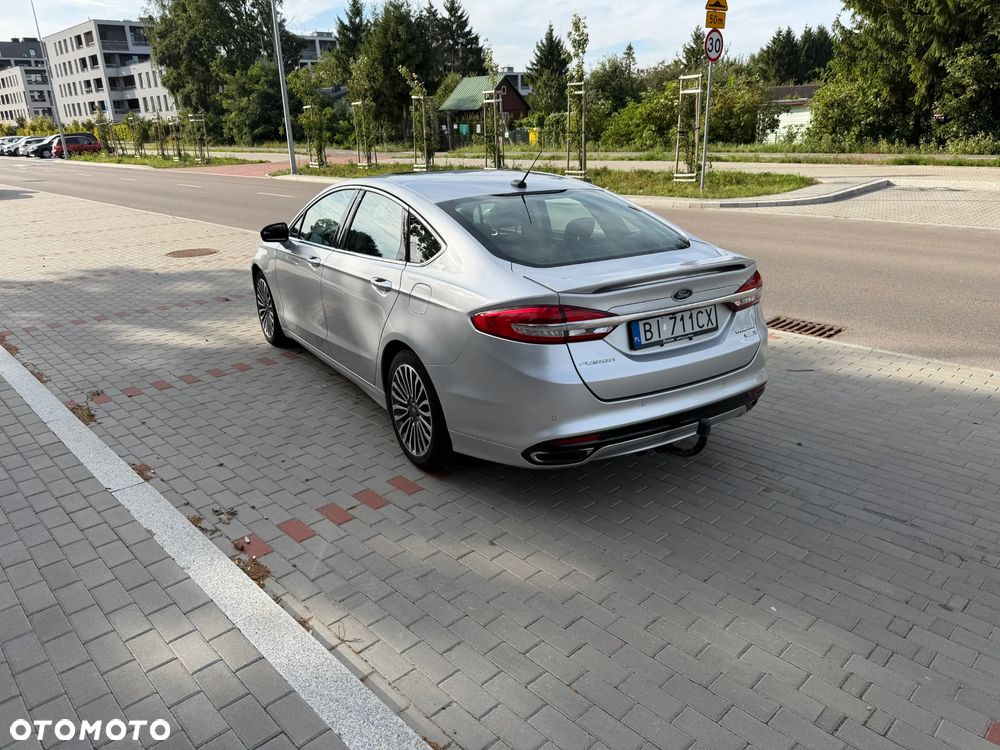 Ford Fusion - 14