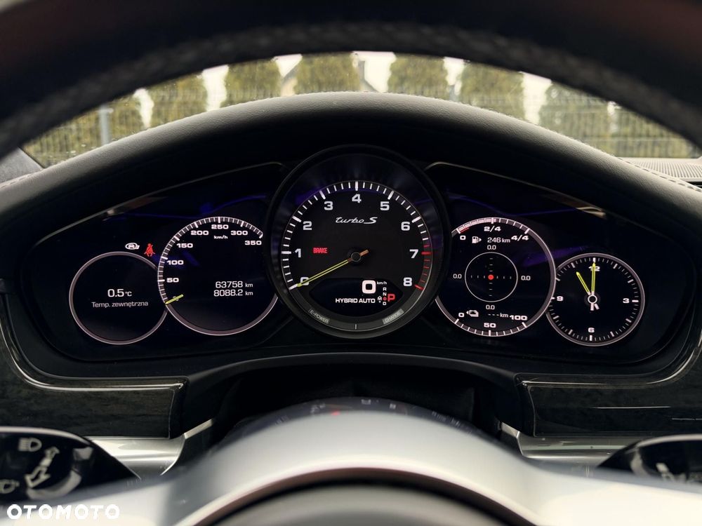 Porsche Panamera Turbo S E-Hybrid - 24
