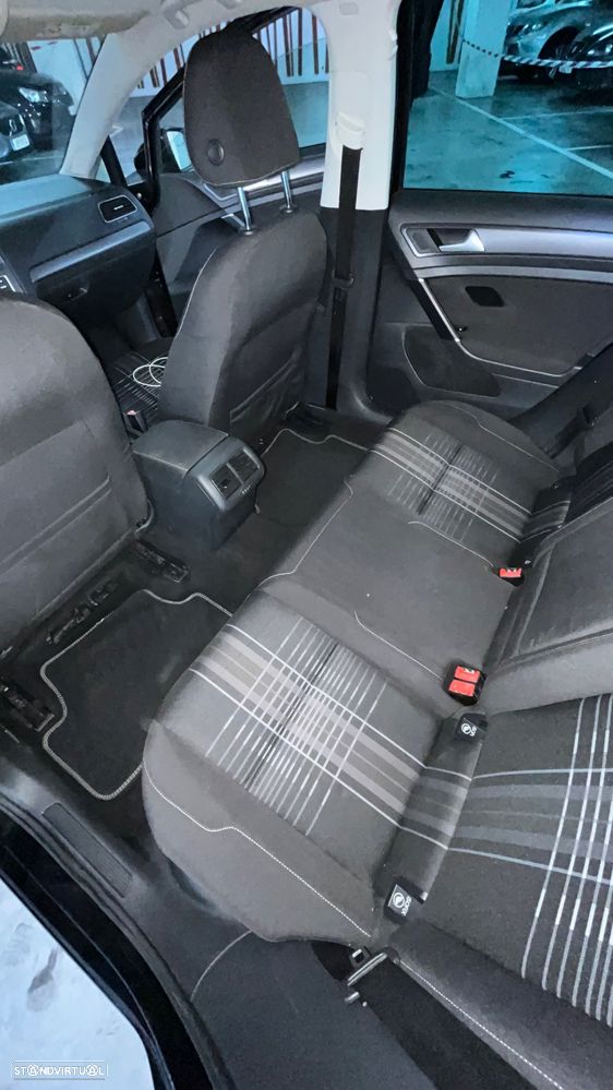 VW Golf 1.6 TDI BlueMotion Lounge - 13