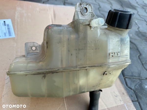 Zbiorniczek wyrównawczy Renault Mascott 3,0L