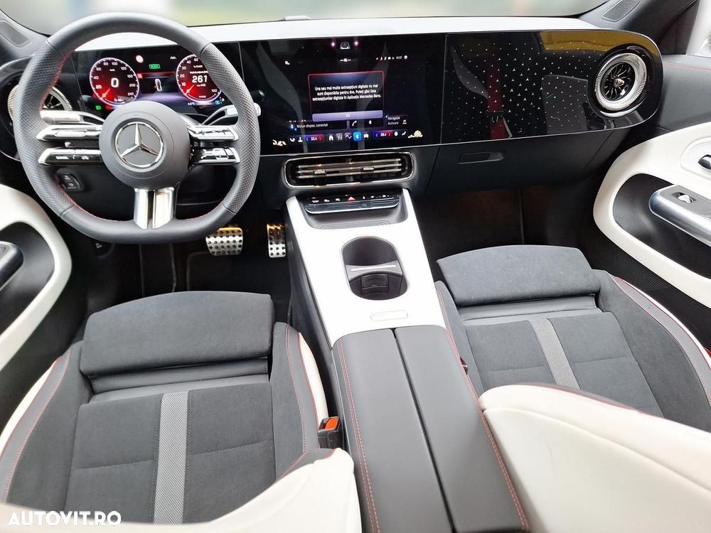 Mercedes-Benz CLA - 12