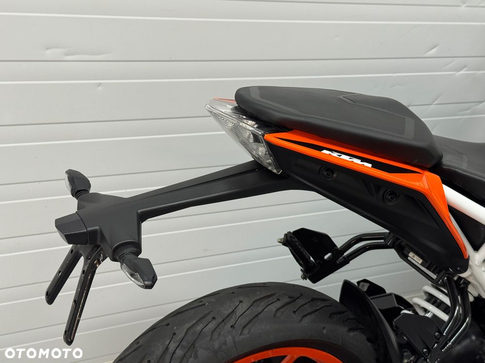 KTM Duke 125 - 15