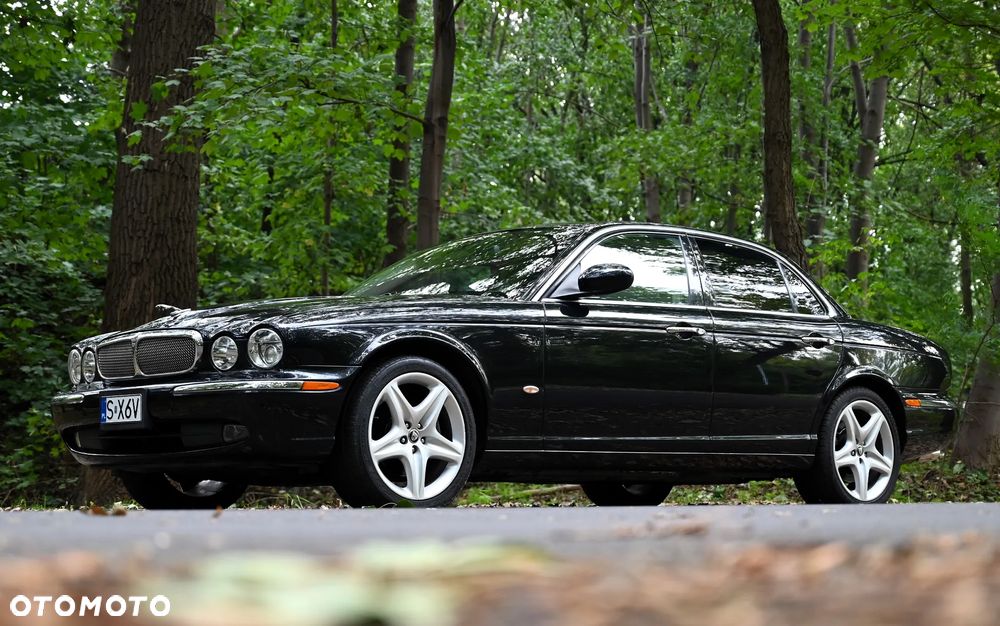 Jaguar XJ XJ8 4.2 Executive - 1