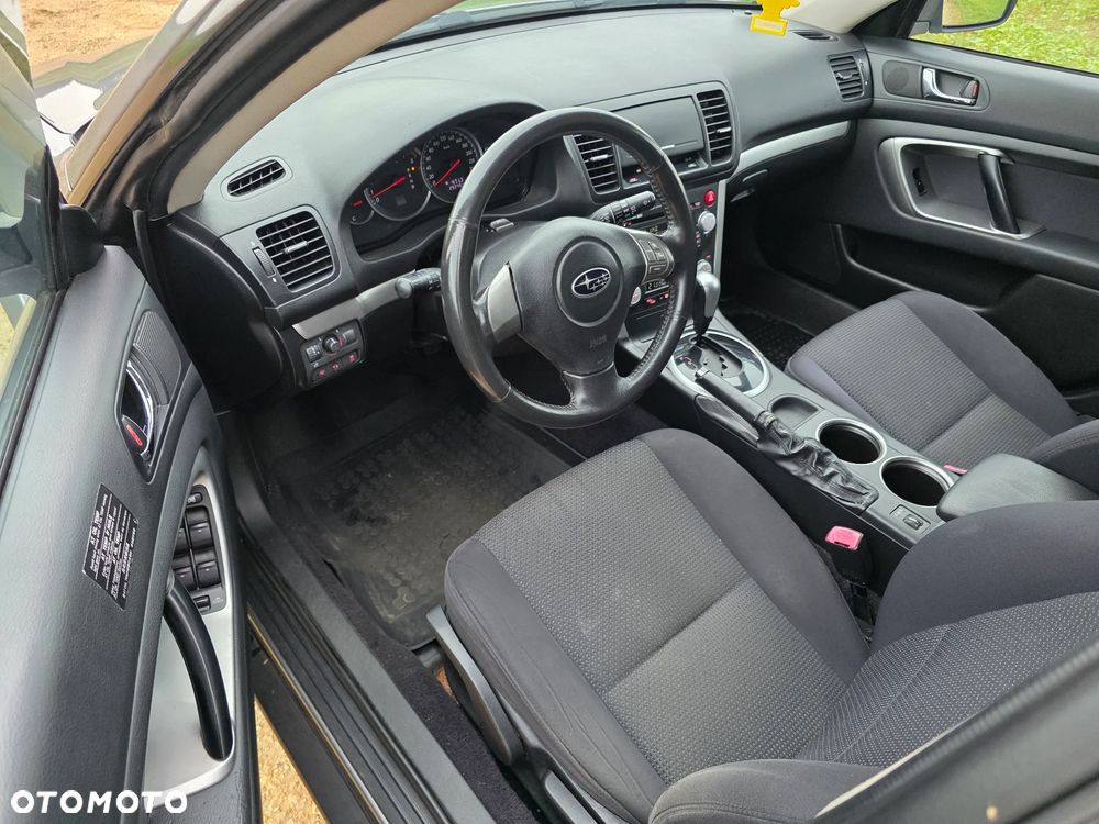 Subaru Outback - 12