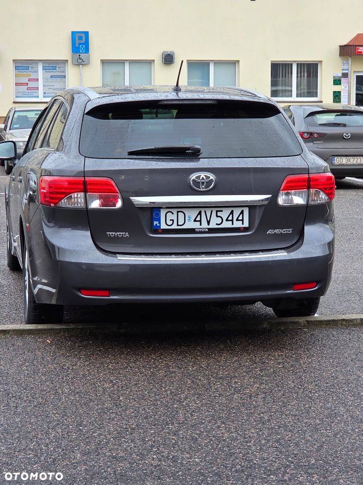 Toyota Avensis 1.8 Life - 1